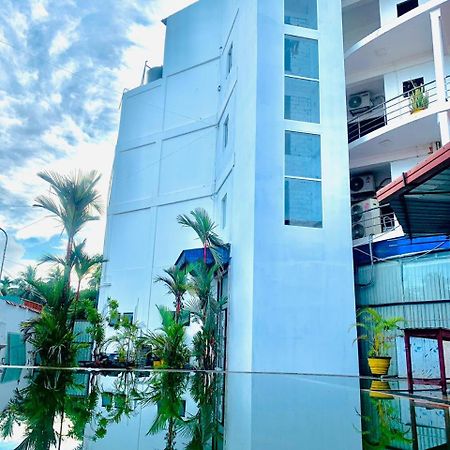Hotel Nelly Vavuniya Zewnętrze zdjęcie