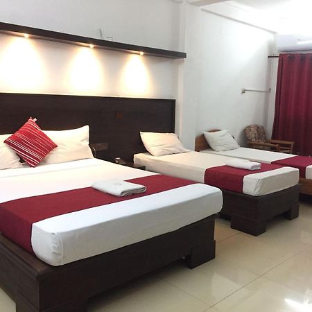 Hotel Nelly Vavuniya Zewnętrze zdjęcie