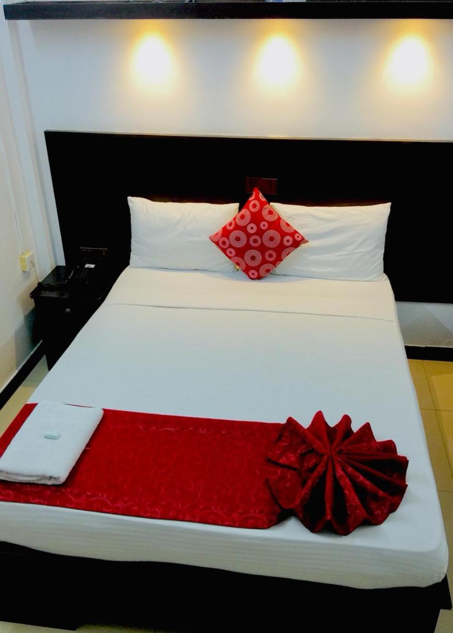 Hotel Nelly Vavuniya Zewnętrze zdjęcie