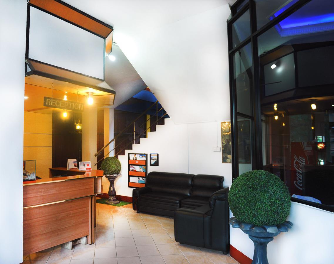 Hotel Nelly Vavuniya Zewnętrze zdjęcie