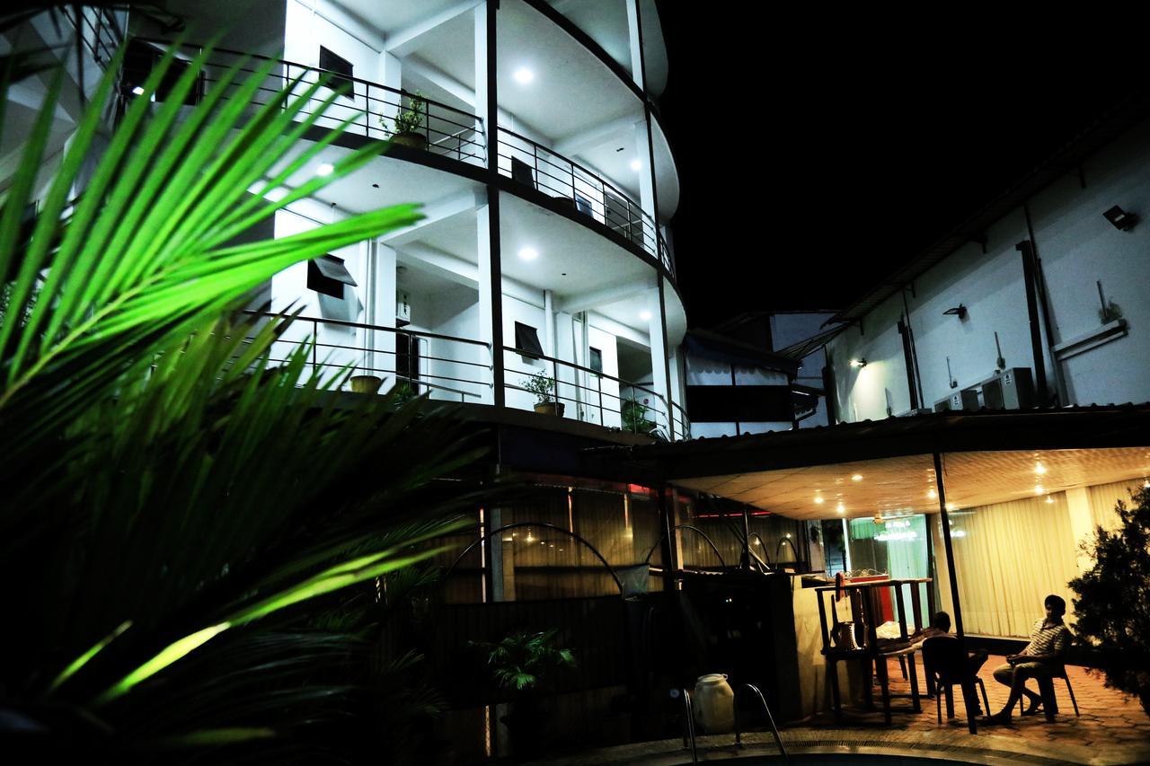 Hotel Nelly Vavuniya Zewnętrze zdjęcie