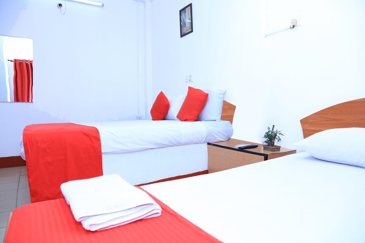 Hotel Nelly Vavuniya Zewnętrze zdjęcie