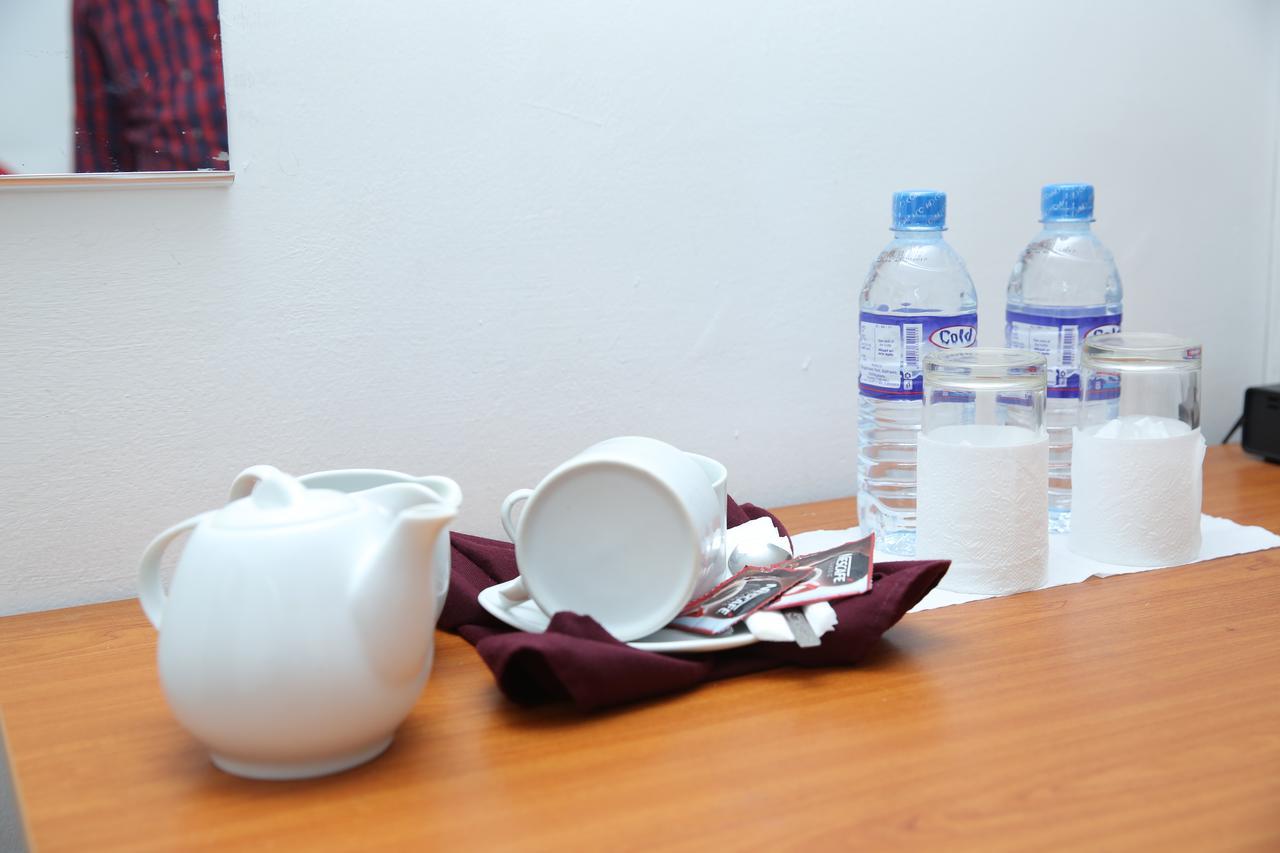Hotel Nelly Vavuniya Zewnętrze zdjęcie