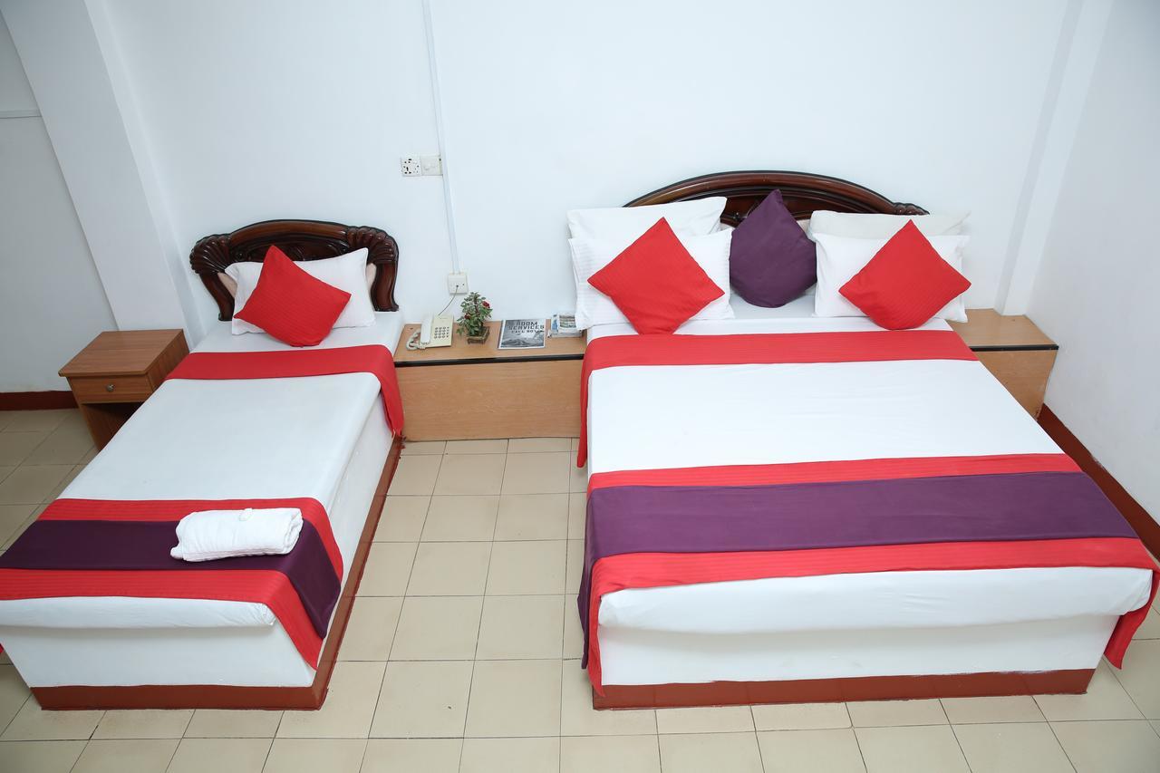 Hotel Nelly Vavuniya Zewnętrze zdjęcie